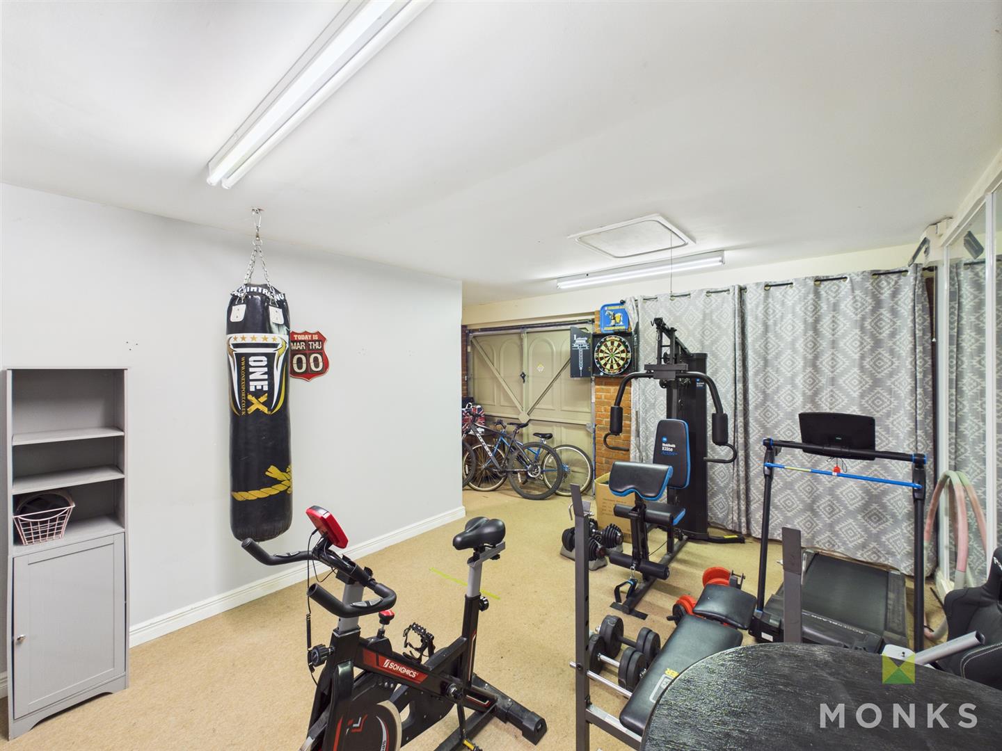 21 Grosvenor Road, Oswestry, SY11 2PE SSTC 21 Grosvenor Road, Oswestry, SY11 2PE SSTC